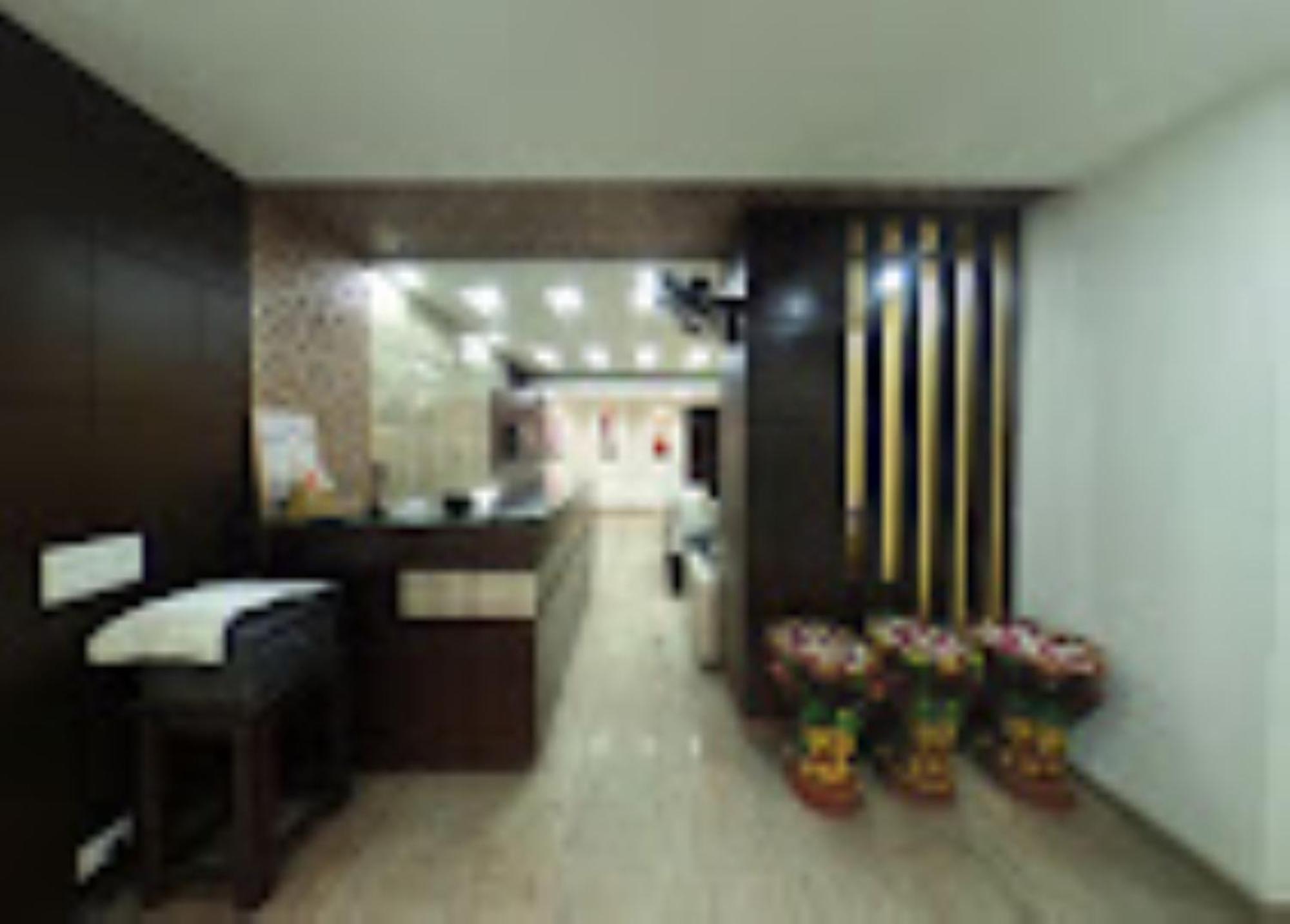 Hotel Royal Palace Hapur المظهر الخارجي الصورة